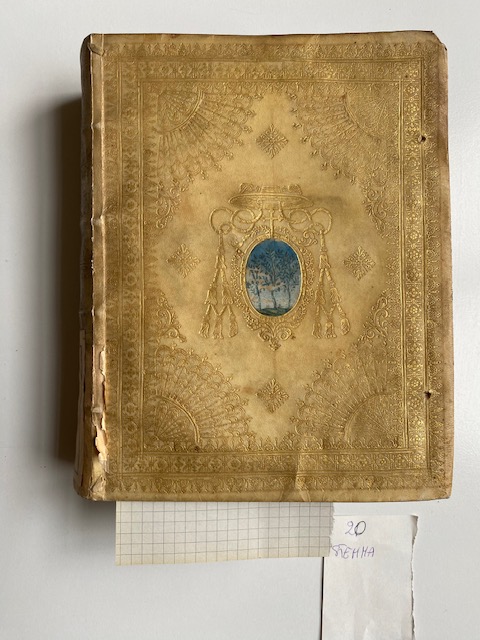 foto della copertina del libro Expedita iuris divini, naturalis, et ecclesiastici moralis exposizio in tres divisa partes